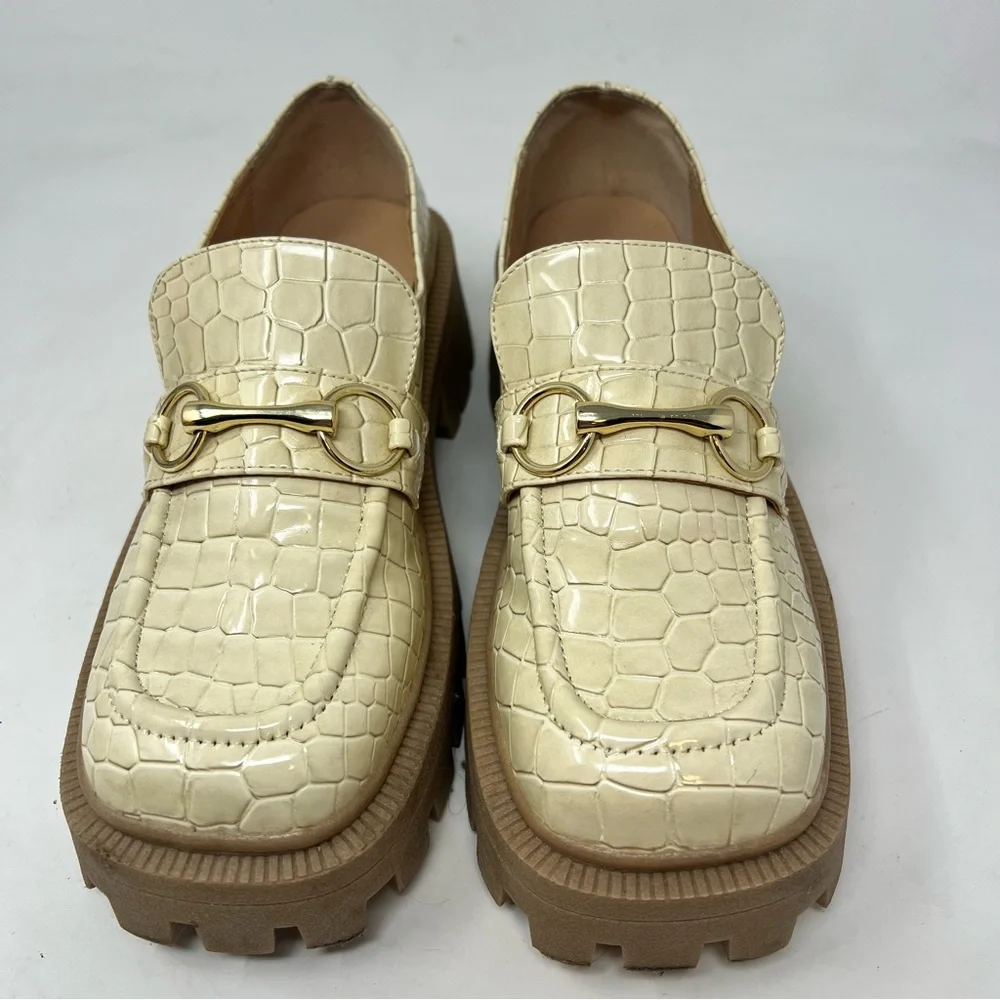Urban Outfitters Boca Croc Embossed Lug Platform Loafers Cream US 9 Y2K